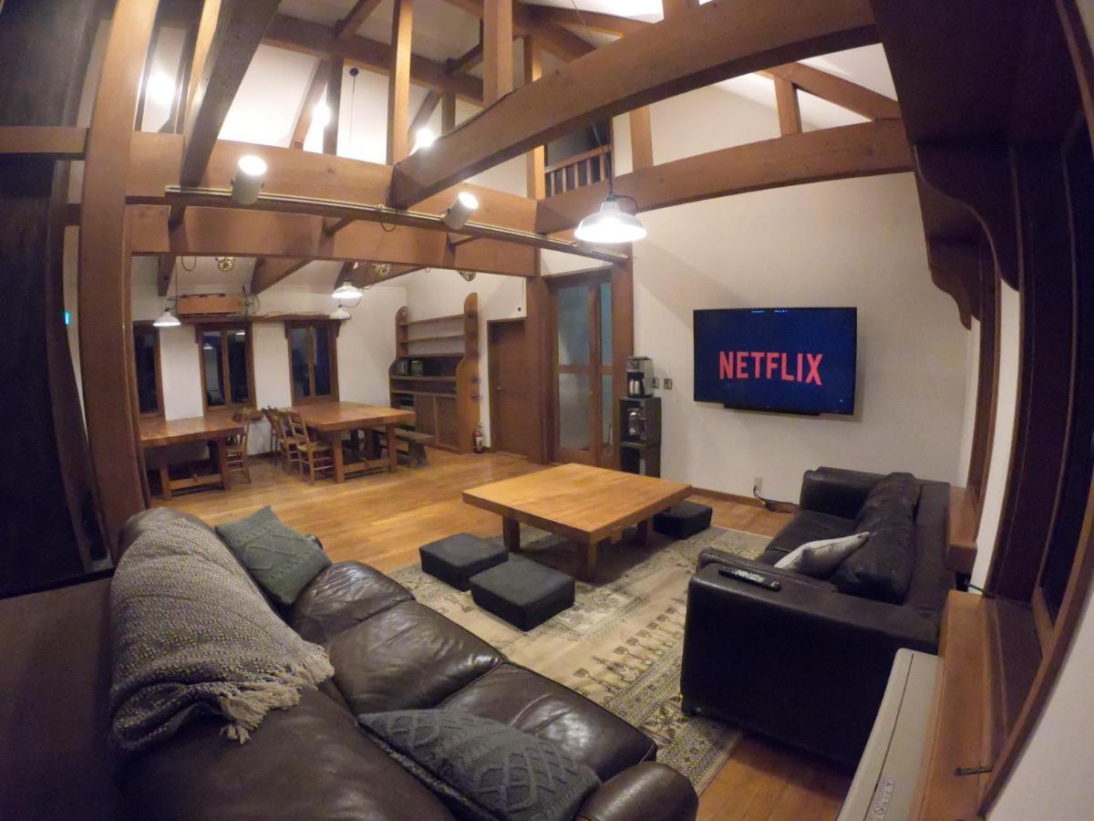 The Joint Bed & Breakfast Hakuba Exterior photo